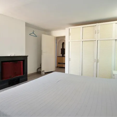 Apartman Manola *